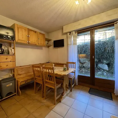Cosy A 500m Du Centre, 5 Pers, Terrasse, Parking, Casier A - - Fr-1-603-55 Apartment *