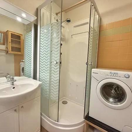 Cosy A 500m Du Centre, 5 Pers, Terrasse, Parking, Casier A - - Fr-1-603-55 Appartement